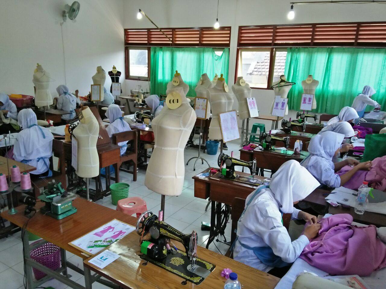 tata busaan tata busaan